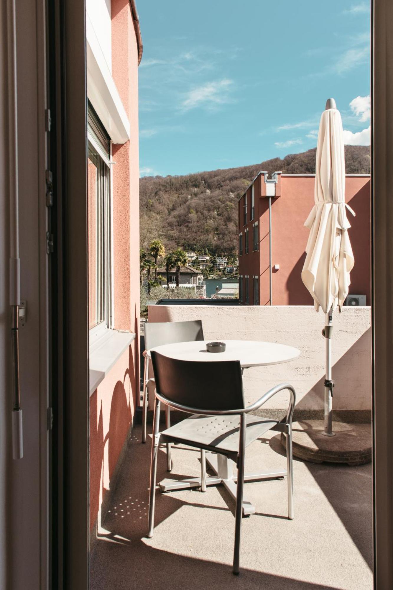 Centro Magliaso Hotel Exterior photo